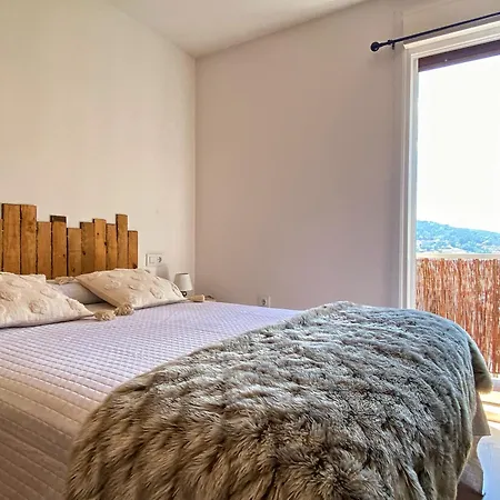 Apartament Atico Con Terraza En El Corazon De