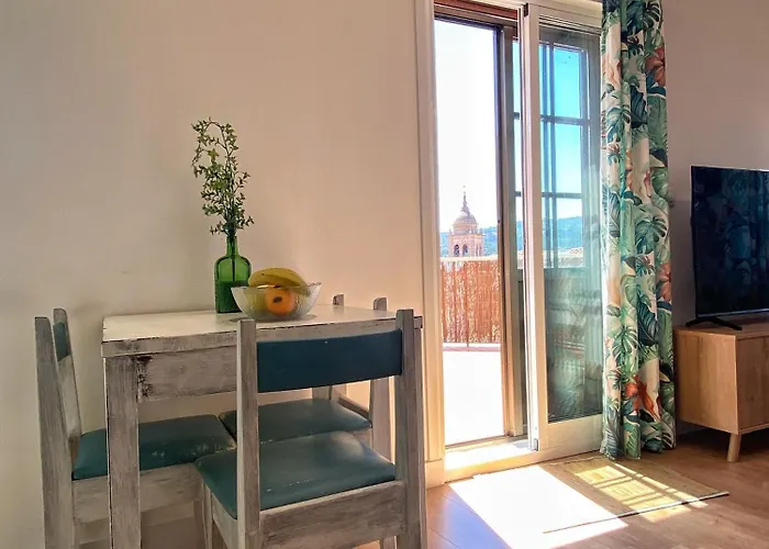 Atico Con Terraza En El Corazon De Apartmán